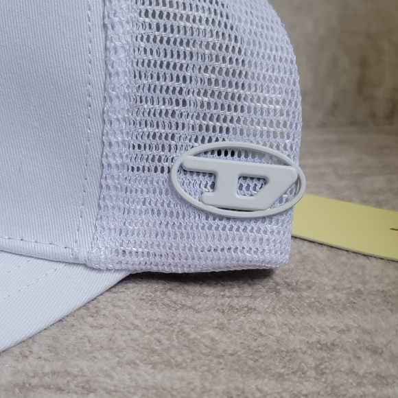 Diesel Snapback Hat (NWT) - Picture 4 of 4